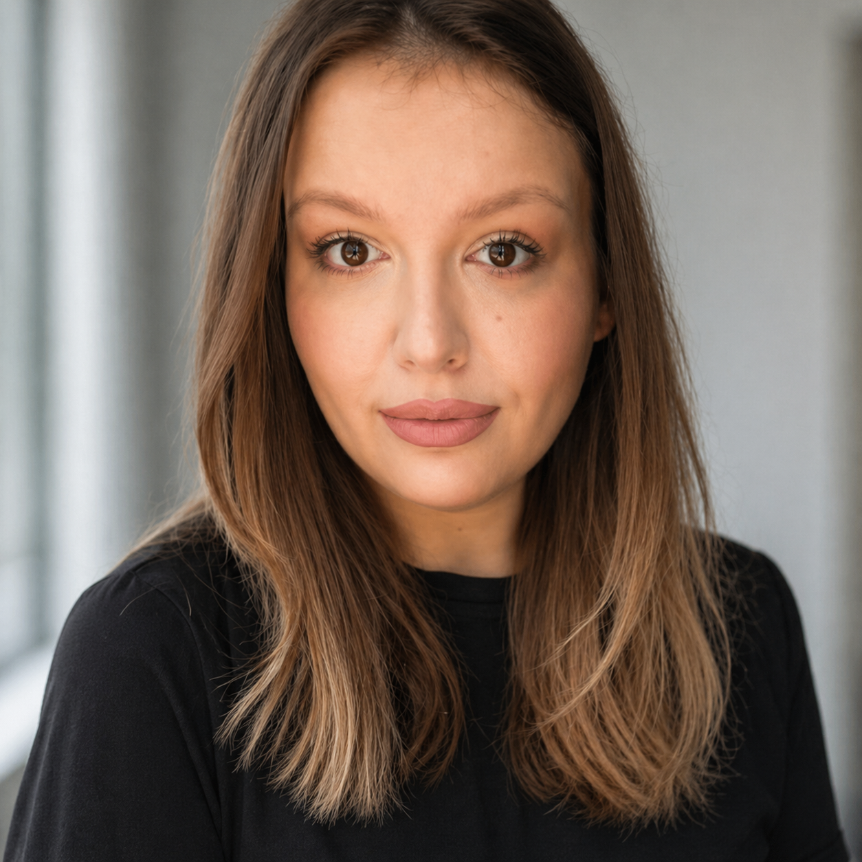 Лиза Шагурина — автор обзора